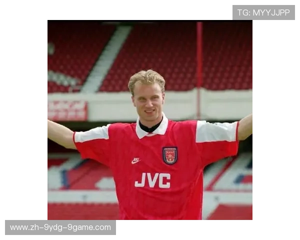 英超历史上8号球衣的代表球员与荣耀时刻 英超历史上8号球衣的代表球员与荣耀时刻